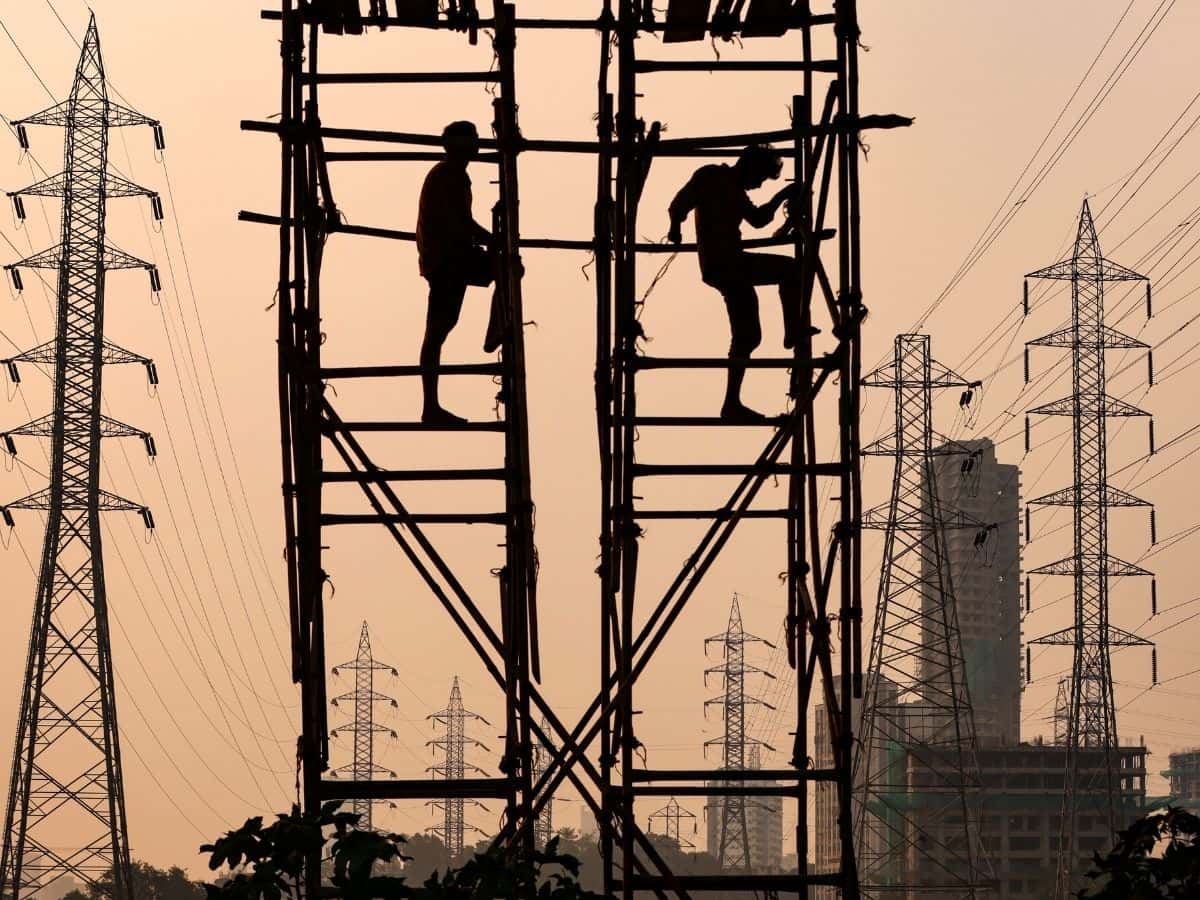UP की जनता के लिए राहत की खबर, बिजली की दरों में नहीं हुआ कोई बदलाव