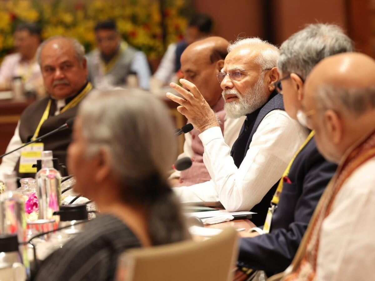 'आजादी के 100 साल होने तक विकसित देश हो भारत'- नीति आयोग की बैठक में PM Modi ने किया आह्वान