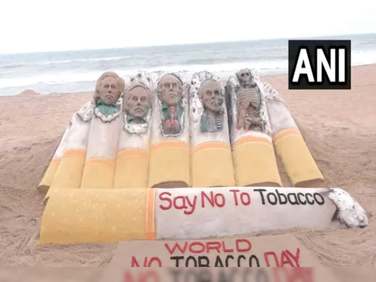 World No Tobacco Day 2023: सैंड आर्टिस्ट सुदर्शन पटनायक ने सैंड आर्ट बनाकर लोगों को किया जागरूक