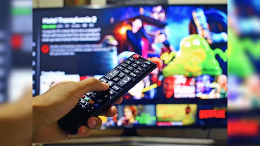 OTT पर सरकार की नई 'तंबाकू पॉलिसी' Netflix, Disney, Prime को पसंद नहीं? दे सकते हैं चैलेंज