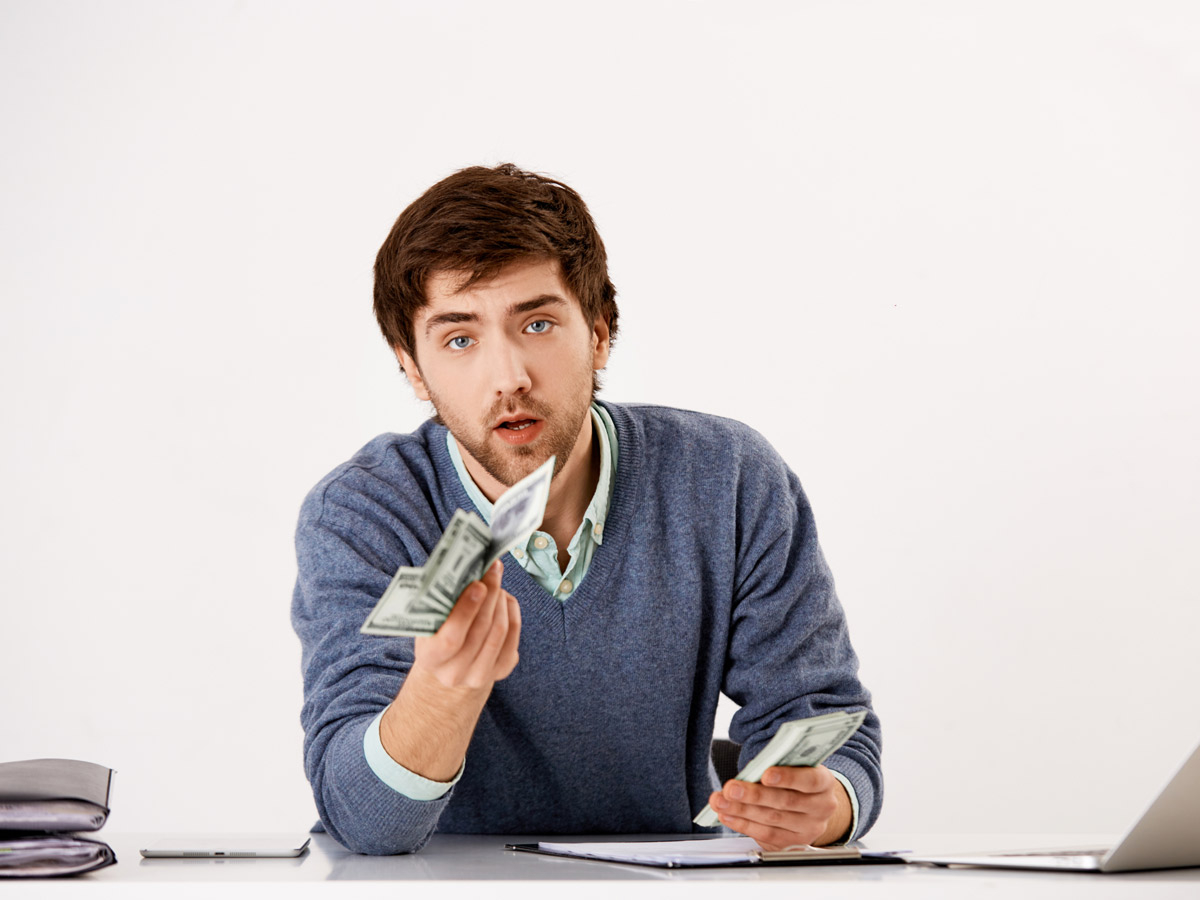 Instant Loan: अचानक चाहिए पैसे और कोई नहीं दे रहा उधार? इन 5 तरीकों से चुटकी में करें पैसों का जुगाड़