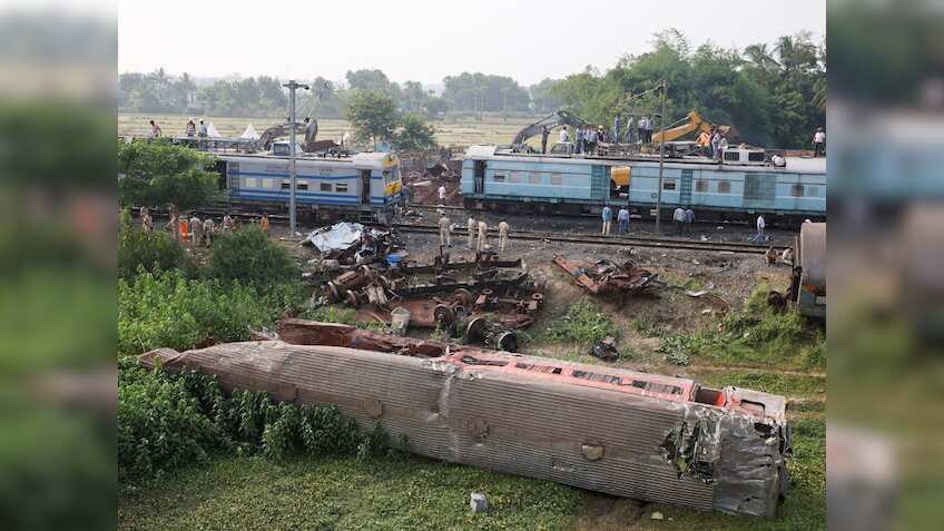 ओडिशा ट्रेन हादसे को लेकर हुई FIR, जानिए किन धाराओं में दर्ज हुआ मामला और किसे बनाया गया है दोषी?