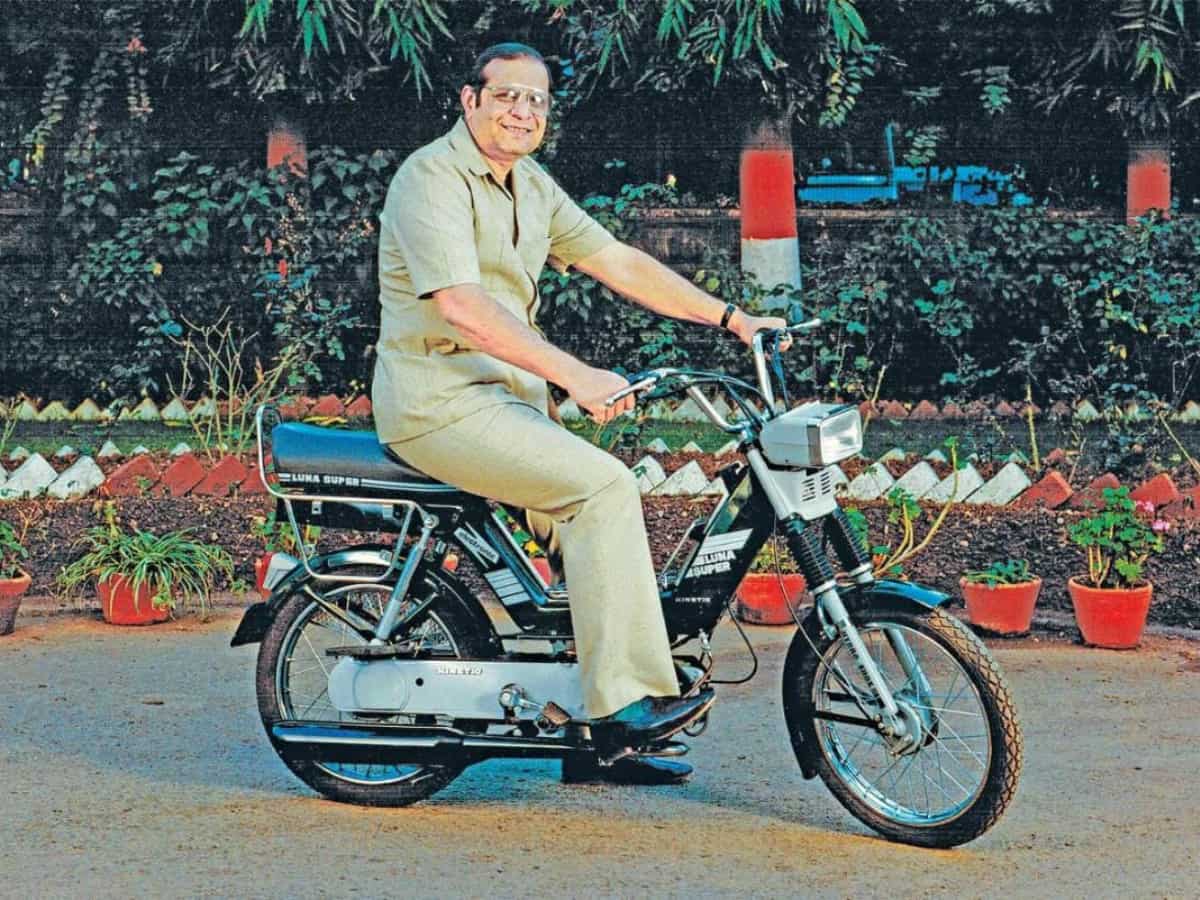 'चल मेरी लूना...' खर्चा कम, मजबूती ज्यादा, इस बार EV अवतार में आ रही है आपकी Luna, पूरी तरह होगी Make In India
