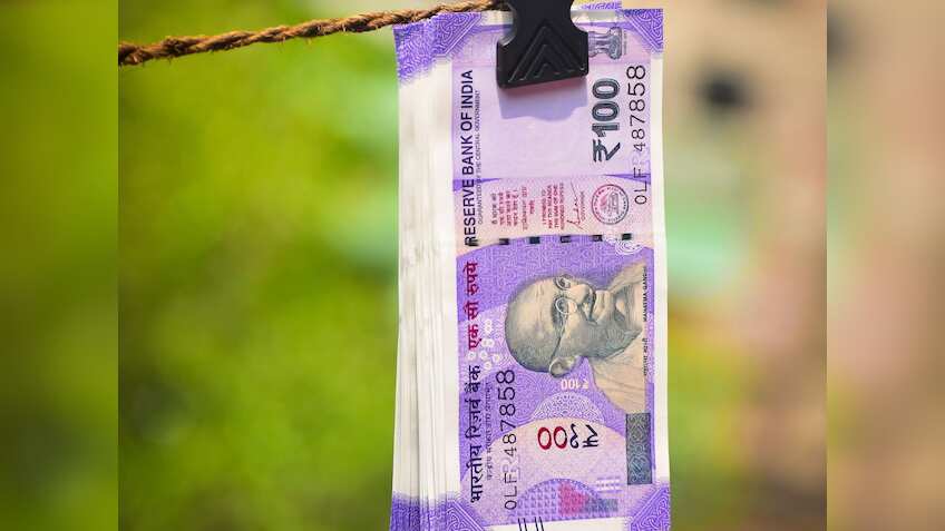 मार्केट गुरु अनिल सिंघवी ने आज खरीदारी के लिए चुने 2 शेयर, होगी तगड़ी कमाई!  जानें टारगेट्स और स्टॉपलॉस