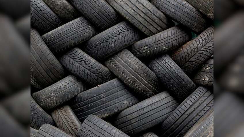 इस Tyre स्टॉक ने रच दिया इतिहास, पहली बार भाव ₹1 लाख के पार; सालभर में निवेशकों को हर शेयर पर दिया ₹31430 रिटर्न