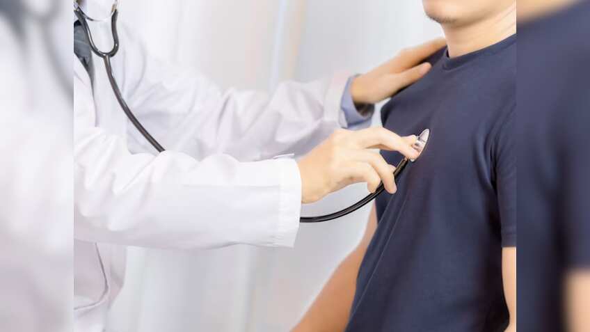 Father’s Day 2023: जिम्‍मेदार संतान बनें और कराएं पिता के ये 5 हेल्‍थ चेकअप, ये होगा फादर्स डे का सबसे अच्‍छा गिफ्ट 