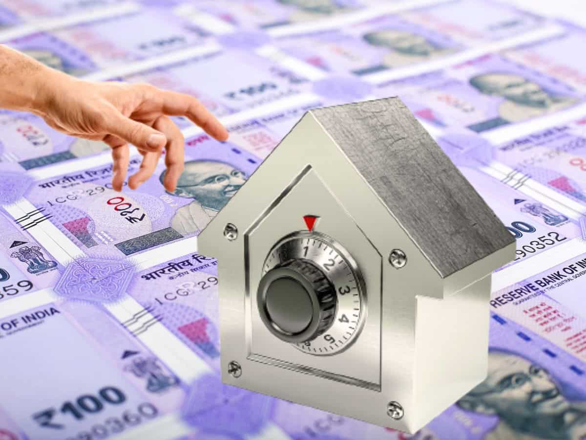 बैंक खाते में ₹30 हजार से ज्यादा है पैसा तो बंद हो जाएगा अकाउंट, RBI गवर्नर ने दिया बयान? जानें क्या है बैंक में कैश रखने पर नियम