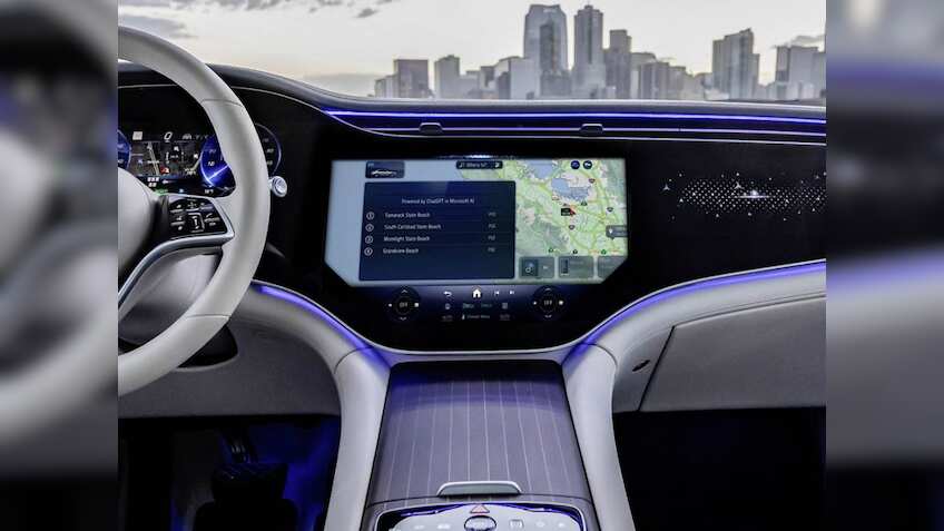 अब Mercedes की कारों में आपसे बातें करेगा ChatGPT, जानिए इसके लिए कंपनी का क्या है प्लान