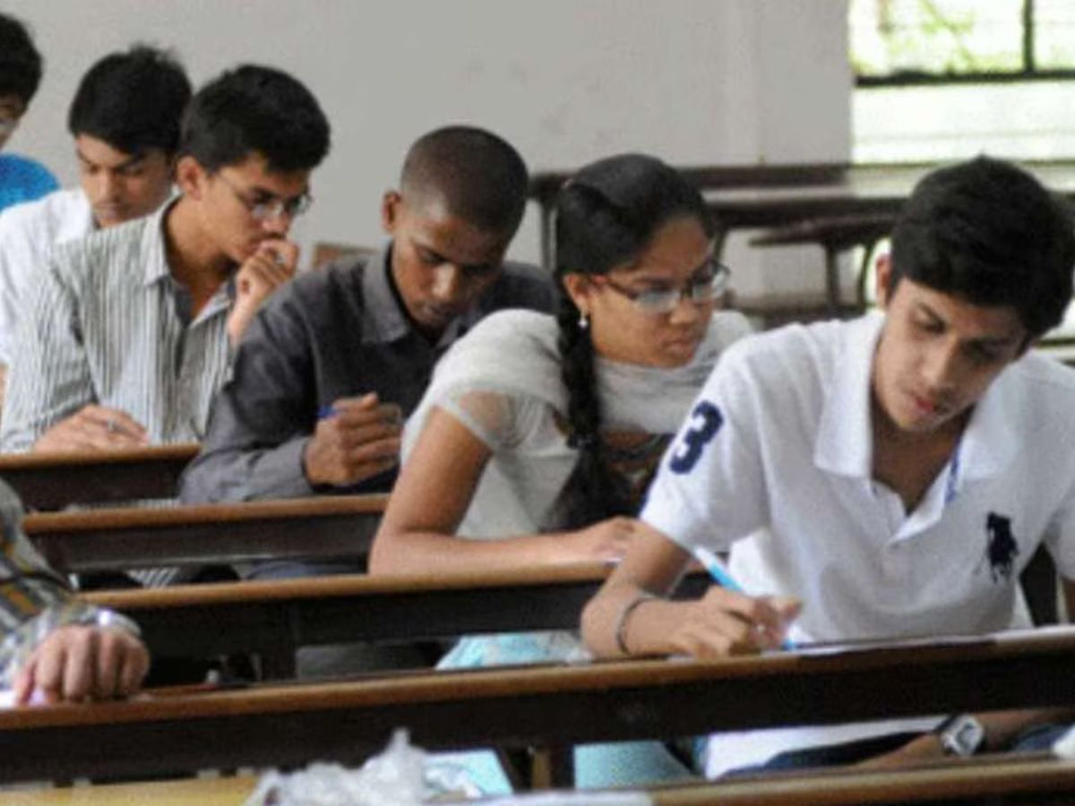 JEE Advanced 2023 Results Announced: जेईई एडवांस का रिजल्ट जारी, IIT प्रवेश परीक्षा में वीसी रेड्डी ने किया टॉप