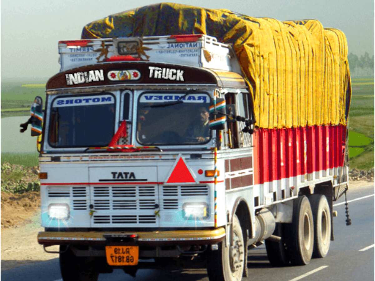 Truck Drivers के लिए बड़ी खबर! जल्द केबिन में AC होगा अनिवार्य, नितिन गडकरी का बड़ा ऐलान