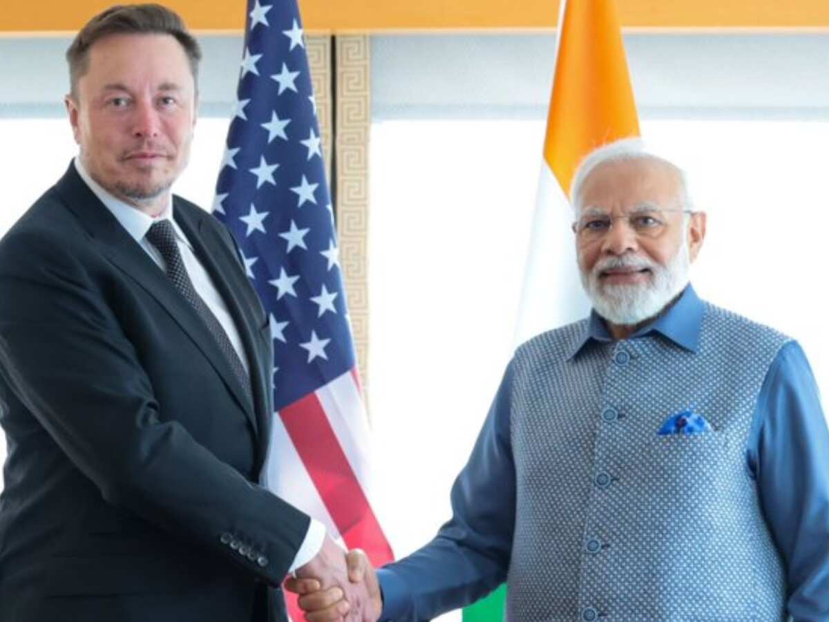 PM Narendra Modi से मिले टेस्ला और स्पेसएक्स के सीईओ एलन मस्क, खुद को बताया पीएम मोदी का फैन