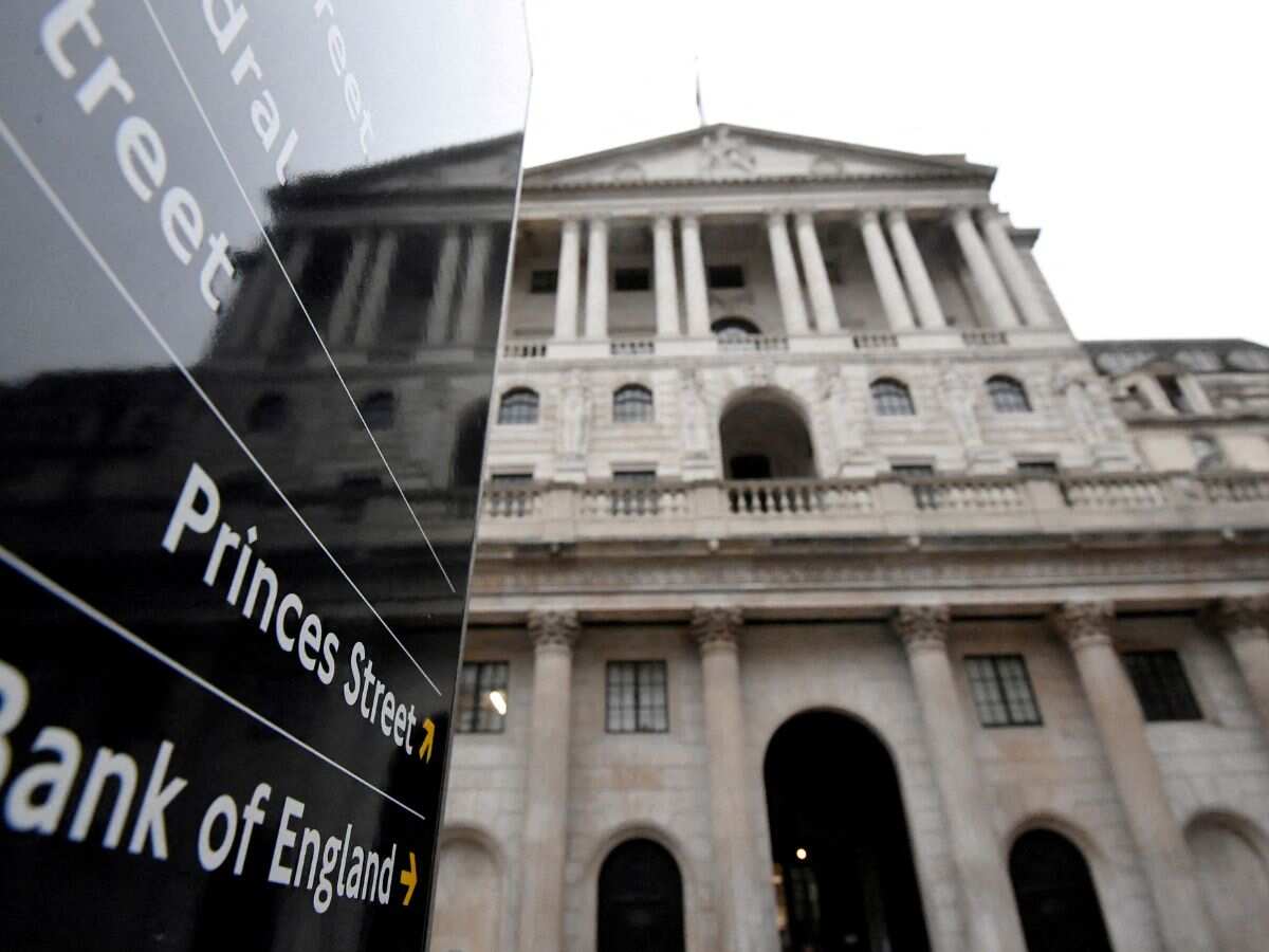 Bank of England ने फिर बढ़ाया इंटरेस्ट रेट, 15 सालों के हाई पर पहुंची ब्याज दर