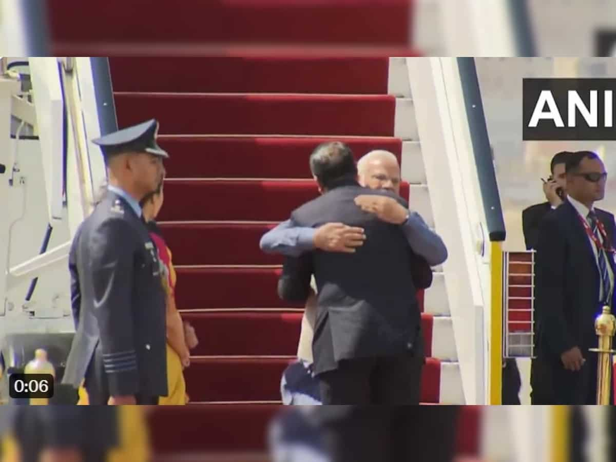 PM Modi Egypt Visit: दो दिवसीय राजकीय दौरे पर काहिरा पहुंचे PM मोदी, गार्ड ऑफ ऑनर से किया गया जोरदार स्वागत