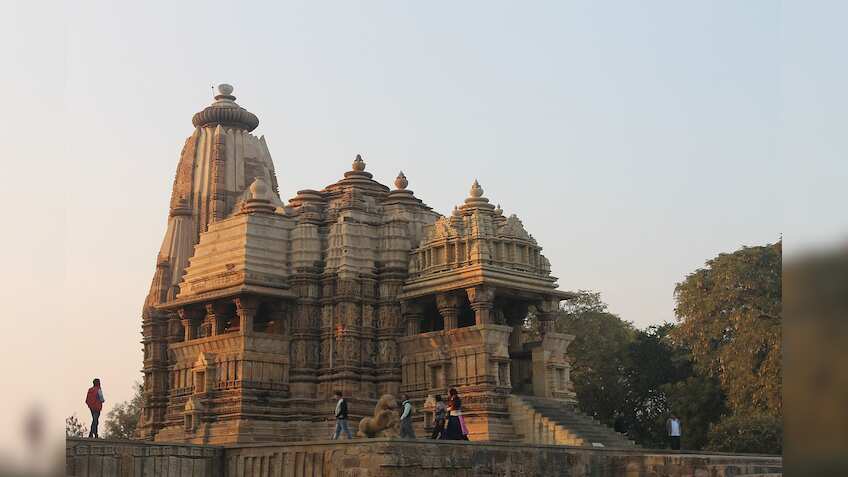 IRCTC दे रहा सस्ते में उज्जैन सहित कई जगहों पर घूमने का मौका, स्पेशल ट्रेन में सिर्फ 754 सीट, जल्द करें बुकिंग