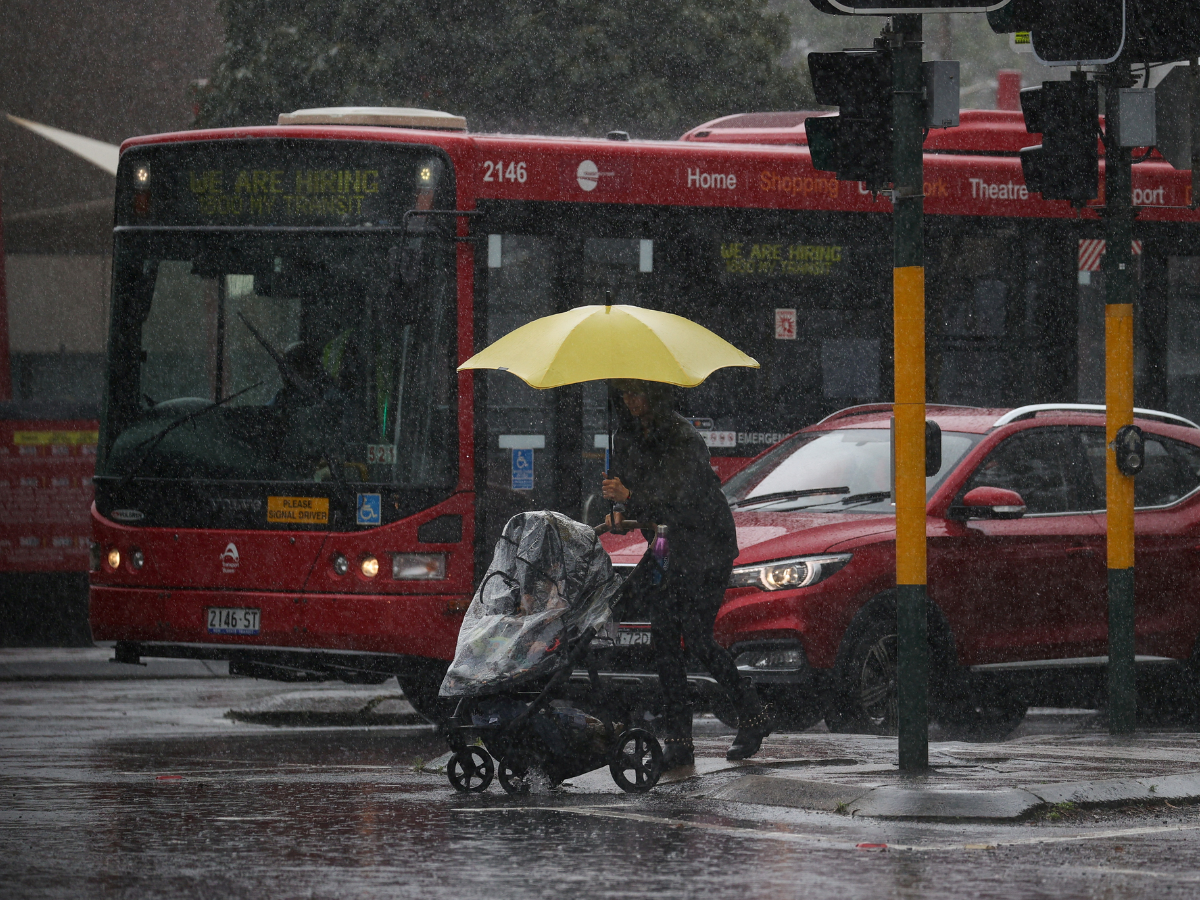 देश के 80% हिस्सों में पहुंचा Monsoon, महाराष्ट्र समेत इन राज्यों में भारी बारिश की चेतावनी; 30 June तक रहेगी जारी