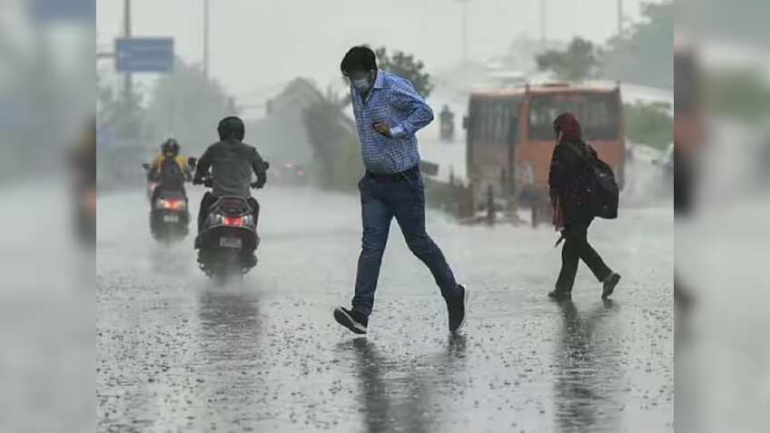 Weather Update: दिल्ली में अबतक 15 दिन हुई बारिश, टूटा बीते 10 साल का रिकॉर्ड, IMD ने दी ये चेतावनी