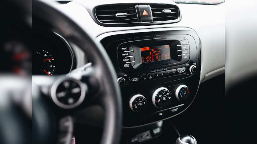 1 लीटर में ज्‍यादा दौड़ेगी आपकी कार, जानिए AC की स्‍पीड कैसे बढ़ा देगी माइलेज