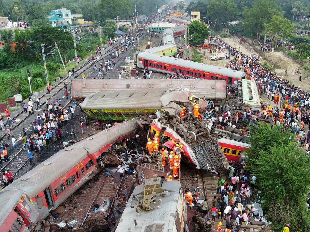 बालासोर ट्रेन हादसे में CBI का बड़ा एक्शन, तीन रेलवे कर्मचारी अरेस्ट, गैर इरादतन हत्या का केस दर्ज