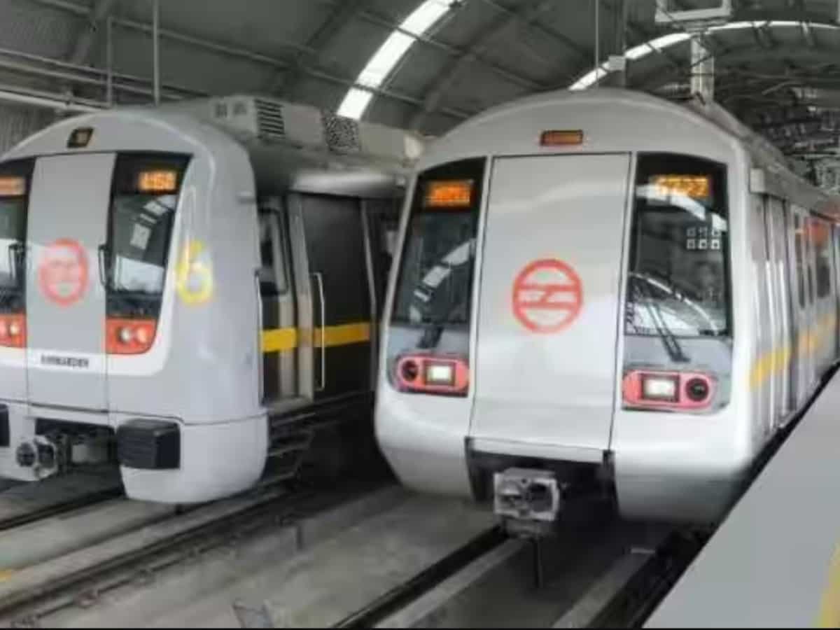 गया Token और Card का जमाना, अब घर बैठे Whatsapp से ऐसे करें Metro की Ticket Book