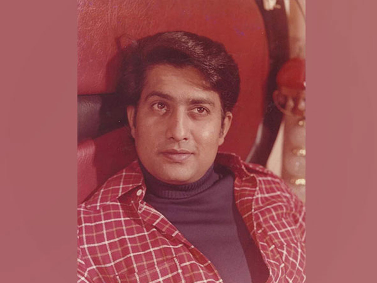 Ravindra Mahajani Death: मराठी के 'विनोद खन्ना' एक्टर रविंद्र महाजनी का निधन, किराए के फ्लैट से मिला शव