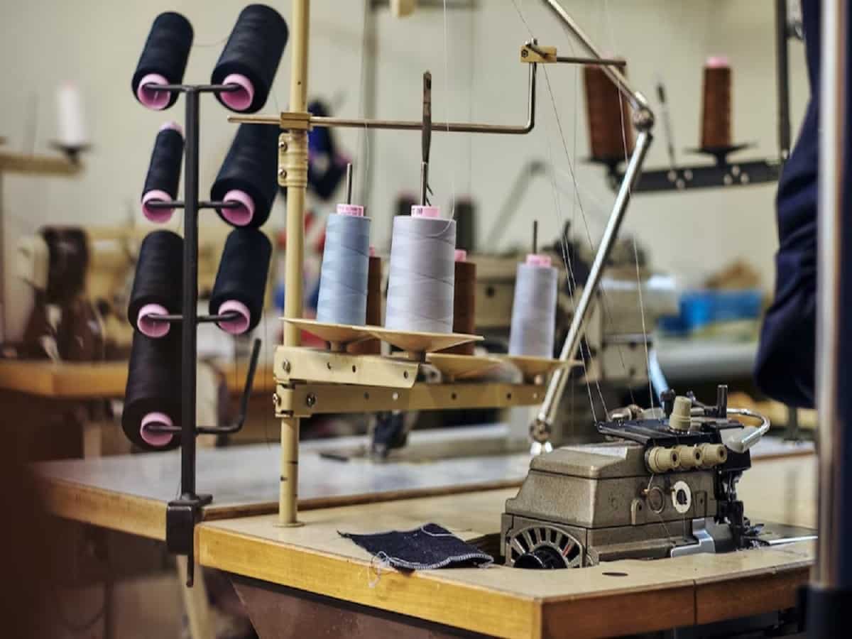 सरकार ने Textiles कंपनियों को दिया तोहफा, PLI Scheme के तहत नए आवेदन का दिया मौका