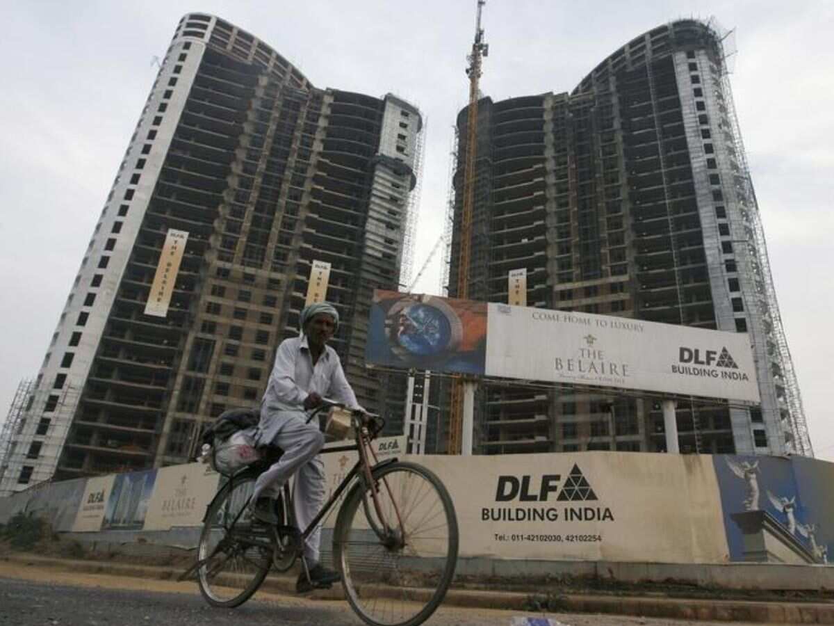 DLF Q1 results: रियल एस्टेट कंपनी का मुनाफा 12% बढ़कर 527 करोड़ रुपये, शेयर लुढ़का