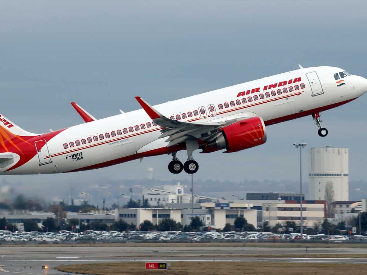 त्रिची-शारजाह जाने वाली एयर इंडिया एक्सप्रेस फ्लाइट में तकनीकी खामी, टेक ऑफ के बाद उठाया ये कदम