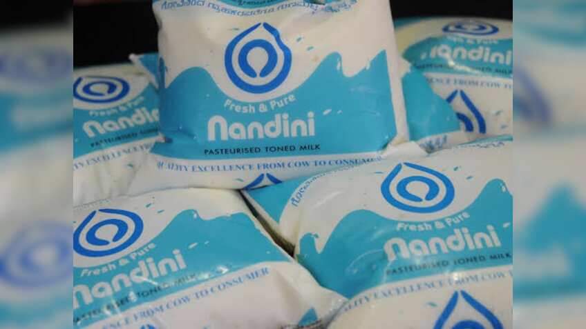 Milk Price Hike: कर्नाटक में आम आदमी को महंगाई का झटका, नंदिनी दूध हुआ 3 रुपये लीटर महंगा