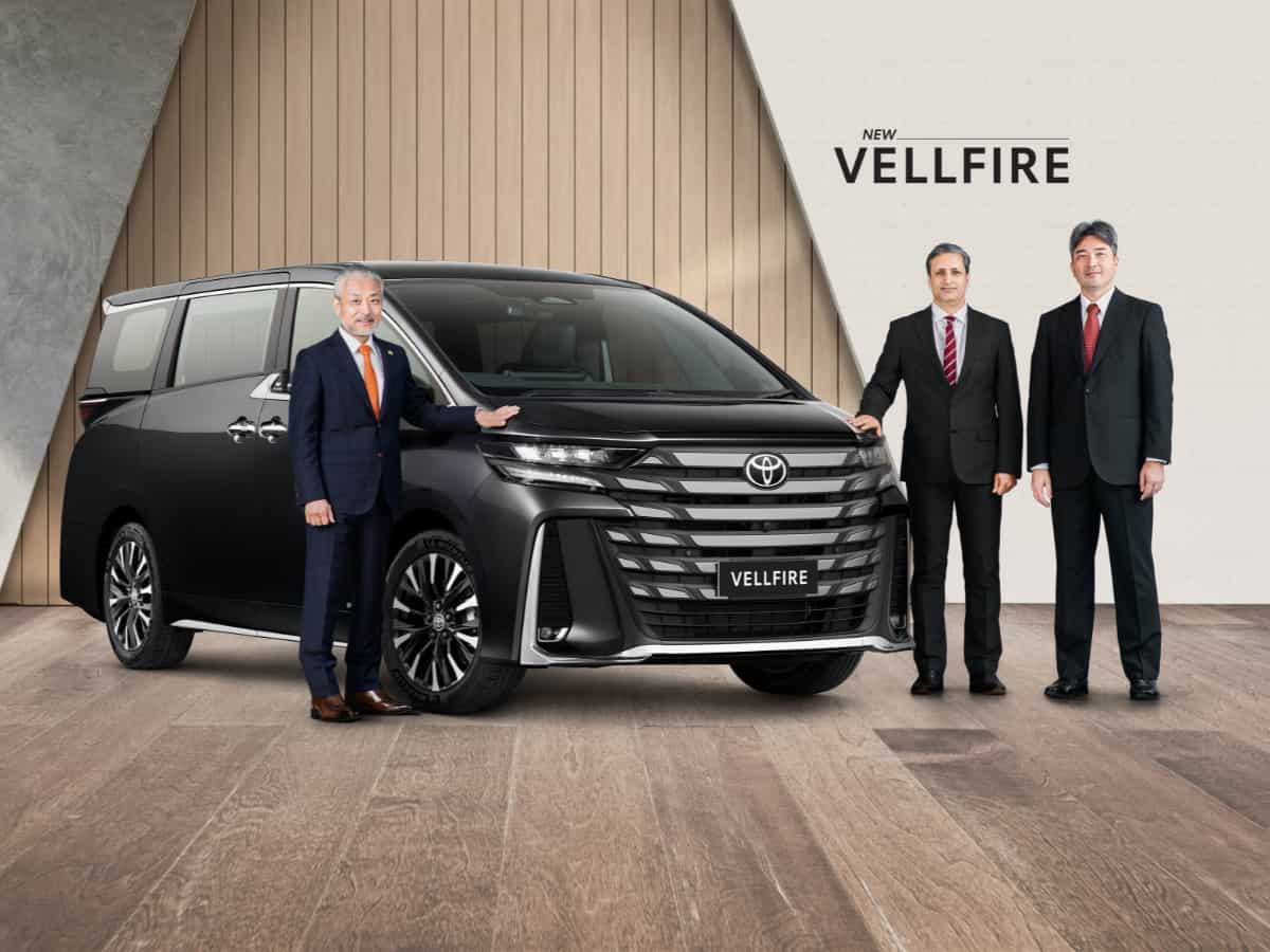 Toyota ने अनवील की ऑल-न्यू Vellfire, कीमत- 1.19 करोड़ से शुरू, मिलेंगे ADAS समेत कई फीचर्स