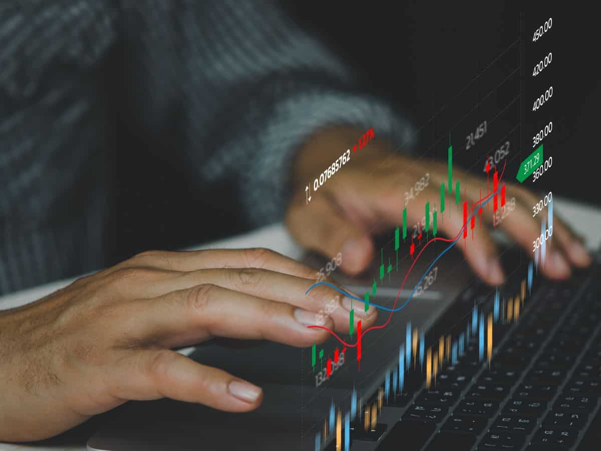 Share Market: IT-फार्मा सेक्टर ने बढ़ाई बाजार की चमक, सेंसेक्स 232 अंक चढ़कर बंद; निवेशकों को ₹1.2 लाख करोड़ का प्रॉफिट