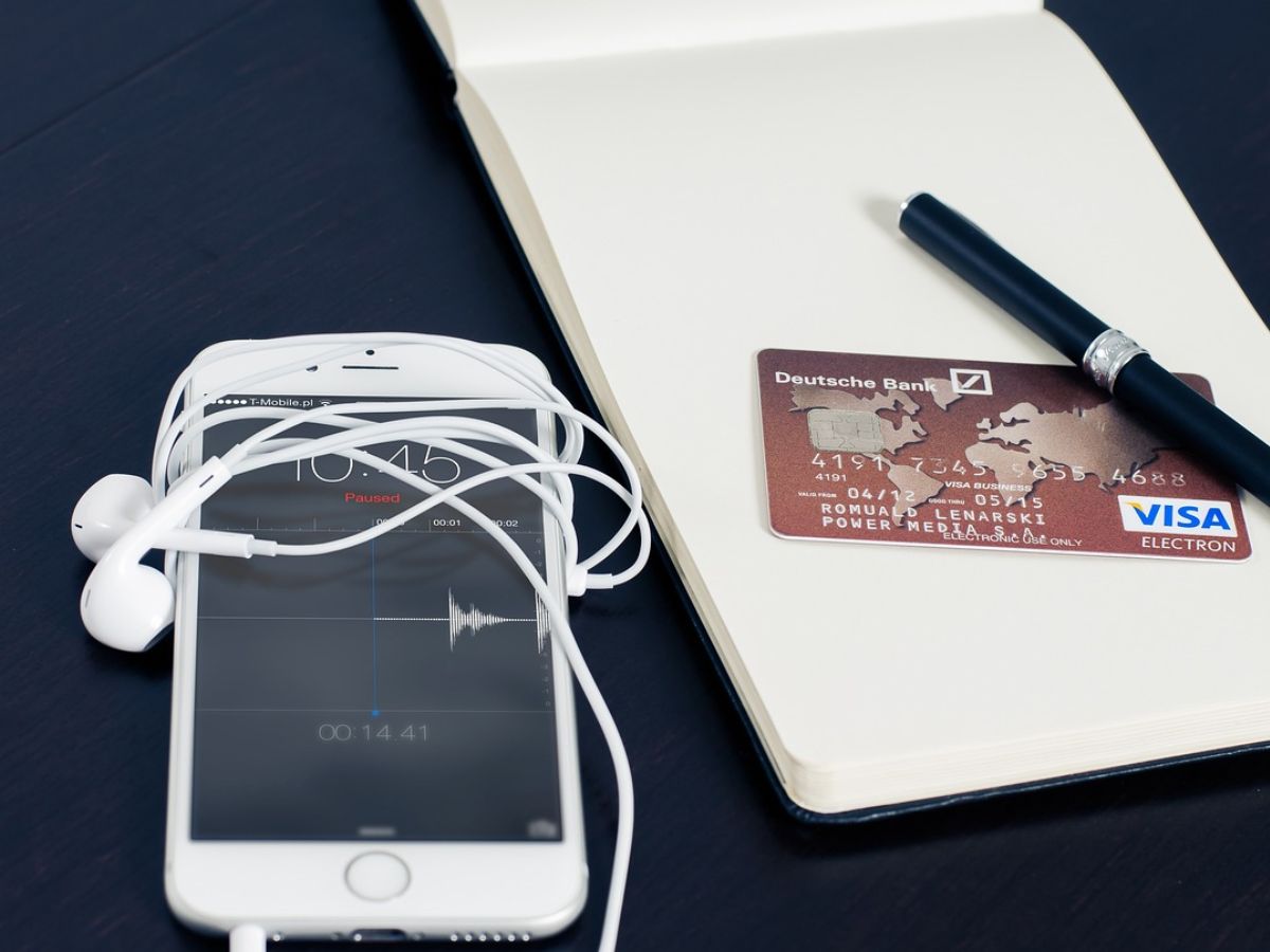 Credit Card Scam: क्रेडिट कार्ड लिमिट बढ़ाने के लिए आते है कॉल्स और SMS, तो हो जाइए सावधान !