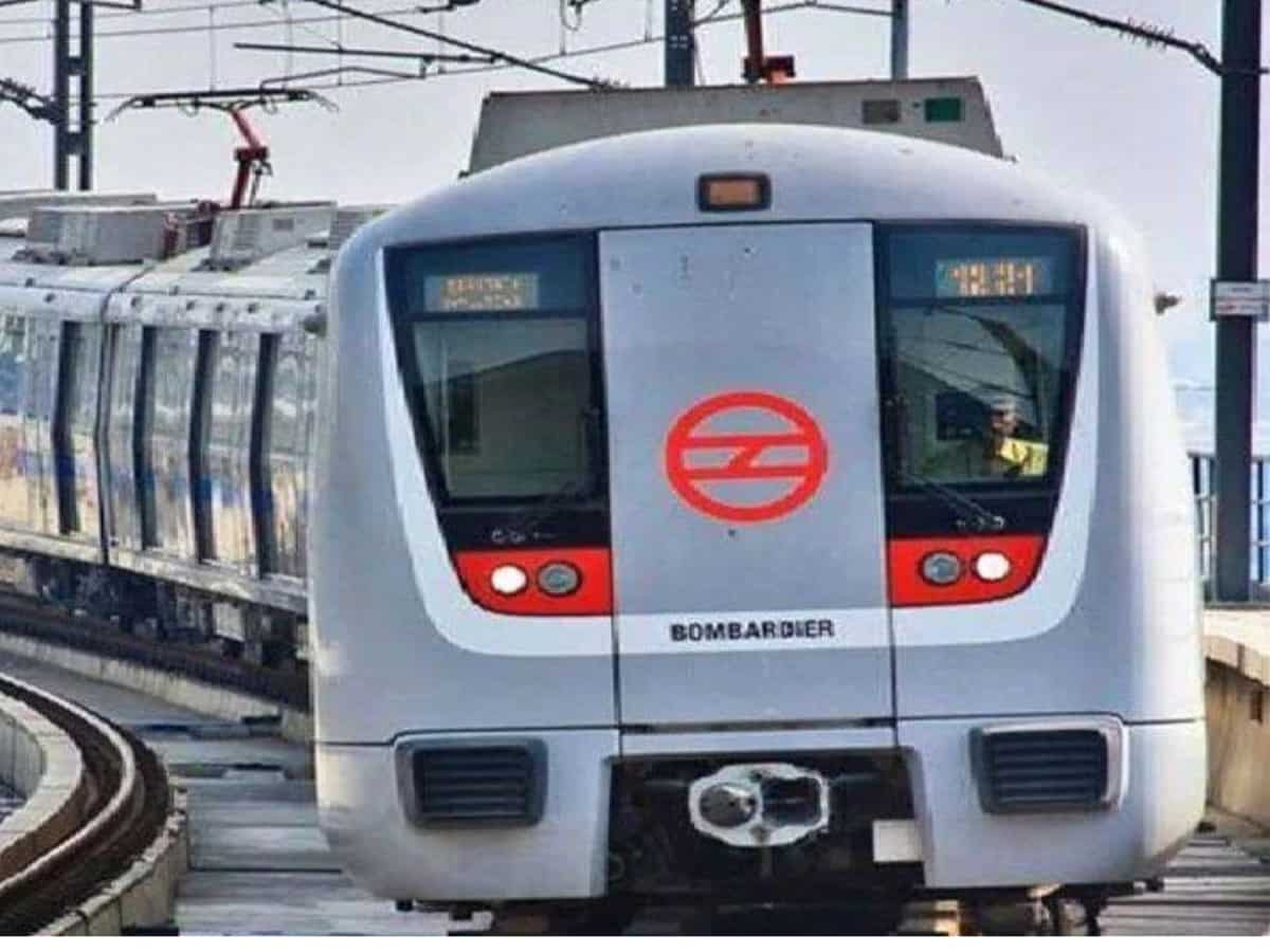 DMRC ने 15 अगस्त को लेकर मेट्रो की टाइमिंग में किया बदलाव, इन दो दिनों में नहीं मिलेगी पार्किंग की सुविधा