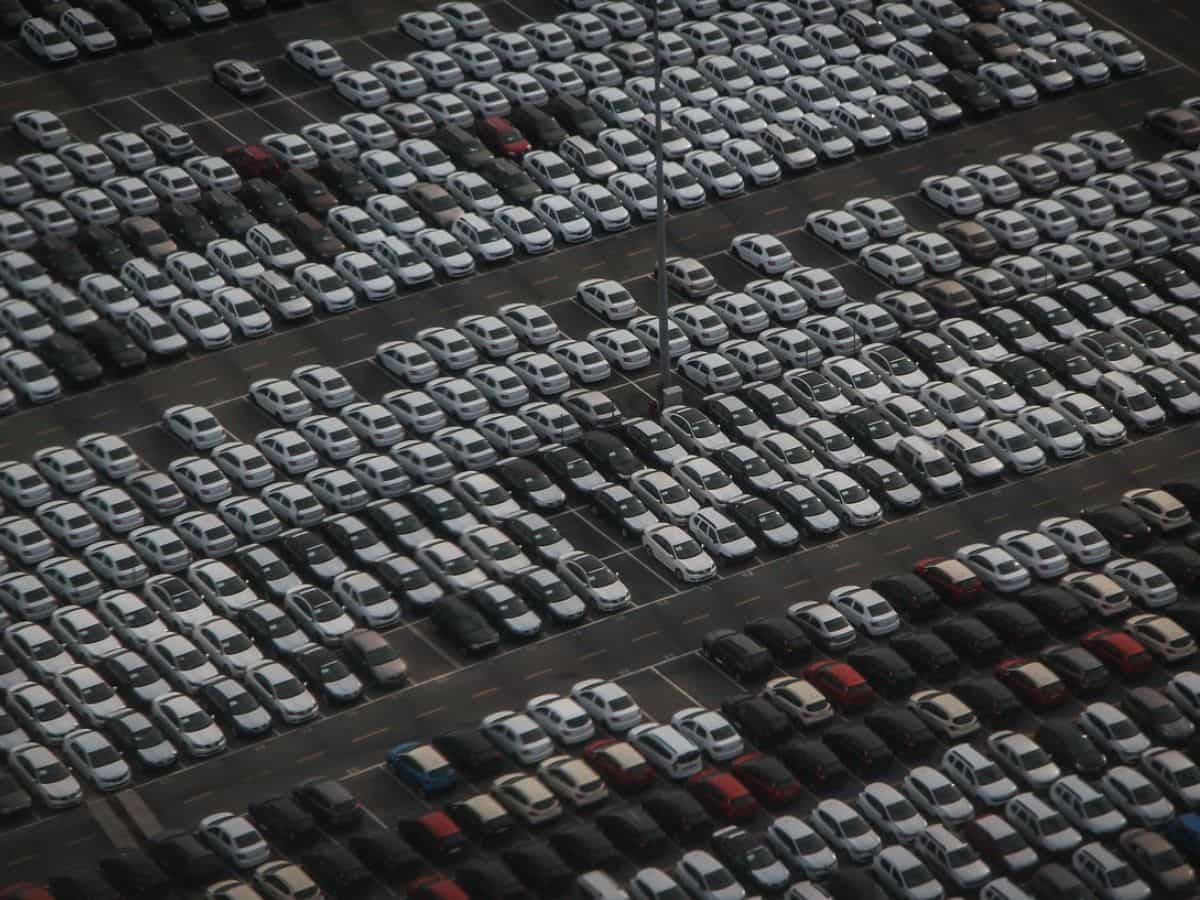 इस फेस्टिव सीजन पैसेंजर व्हीकल की बंपर बिक्री होने की उम्मीद, 10 लाख पार कर सकता है आंकड़ा