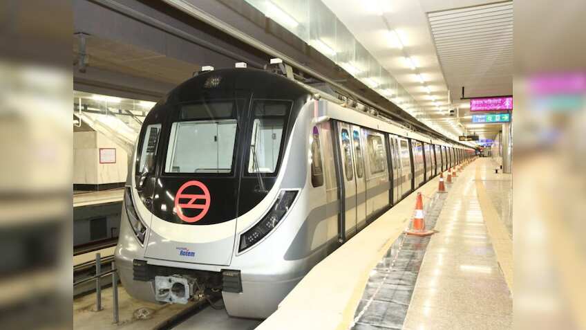 दिल्ली मेट्रो के पैसेंजर्स के लिए खुशखबरी, टिकट की लाइन से मिलेगी आजादी, IRCTC-DMRC ने साथ मिलकर की ये साझेदारी