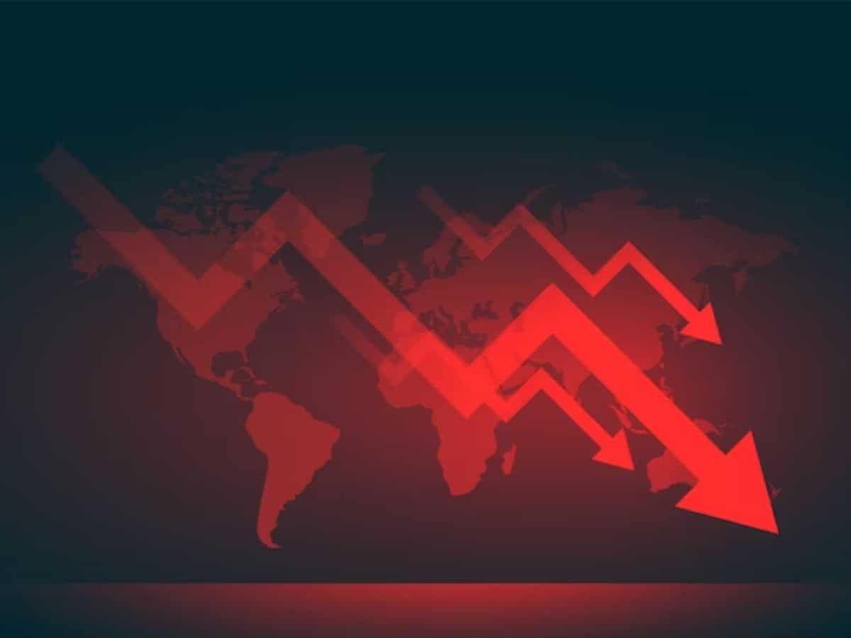 VIDEO: महंगाई और रुपये की मार, बुरी खबरों से डरा शेयर बाजार, जानें कैसा रहा Share Markets के लिए ये हफ्ता