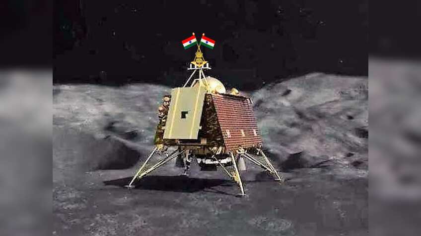 Chandrayaan-3 Successful Landed on Moon: चांद से आया पहला संदेश, लैंड करते ही लैंडर बोला- 'मैं मंजिल पर पहुंच गया हूं, और आप भी'