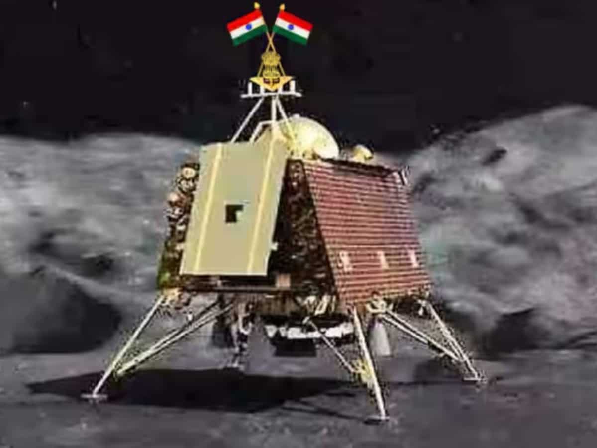 Congratulation ISRO for chnadrayaan 3: देश मना रहा चंद्रयान 3 की लैंडिंग का जश्न, दुनिया भर से लोगों की आ रही शुभकामनाएं
