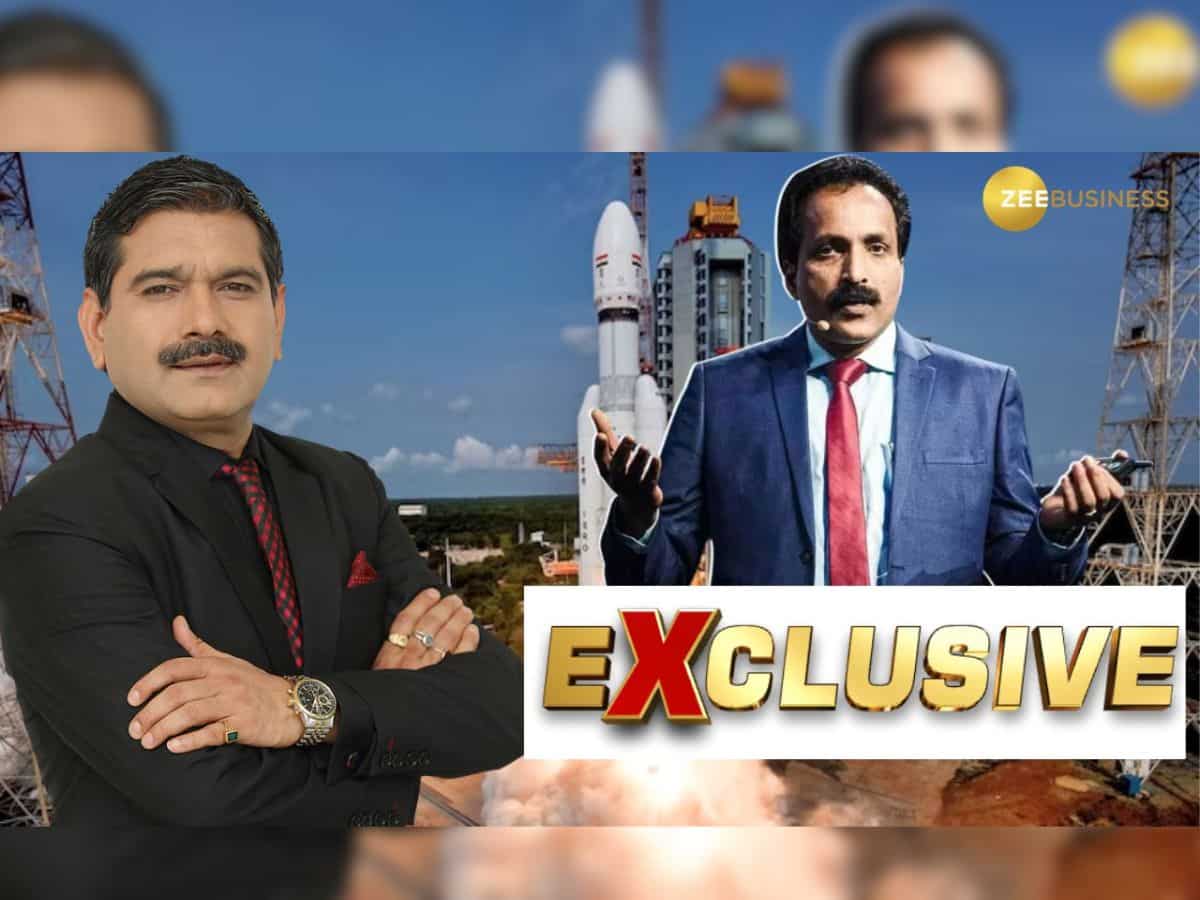 Chandryaan-3 की लैंडिंग के बाद Zee Business से क्या बोले ISRO चेयरमैन? 'Real Super Hero' से अनिल सिंघवी की Exclusive बातचीत