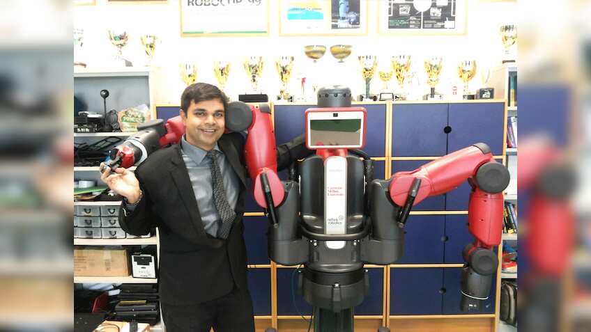 Chandrayaan3: जानिए कौन हैं आकाश सिन्हा, जिनके सॉफ्टवेयर की बदौलत चांद पर घूम पा रहा है Pragyan Rover