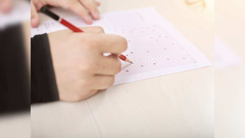 Government Jobs 2023: पुलिस विभाग में कई पदों पर निकली भर्ती, 97000 तक मिलेगी सैलरी, 15 सितंबर आवेदन की लास्ट डेट