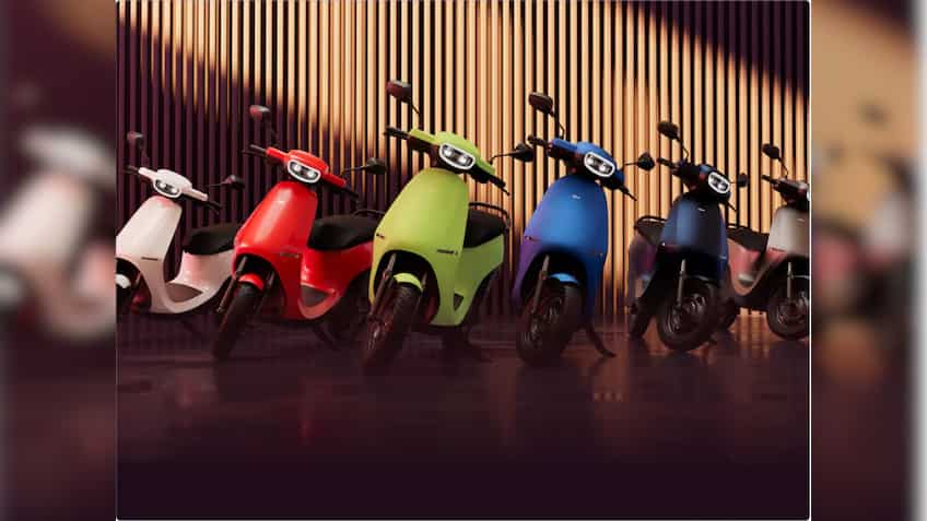 15 दिन में 75,000 बुकिंग्स; ऐसा क्या है OLA के इन 5 स्कूटर में? इन वजहों से लोग हो रहे दीवाने