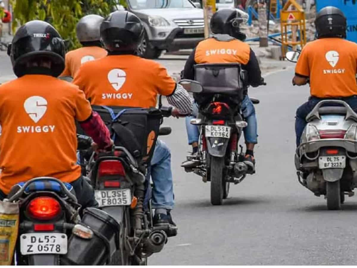 Swiggy को मिला इस कंपनी का साथ! 15000 से ज्यादा ई-बाइक को देगी चार्जिंग की सुविधा