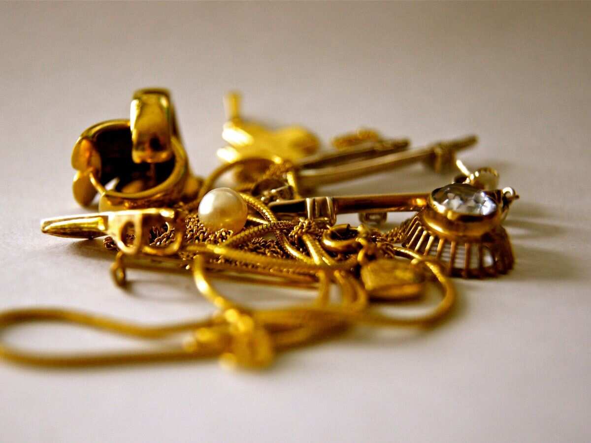 Gold Silver Price Today: क्या है सोने और चांदी का भाव? खरीदारी से पहले चेक करें रेट्स