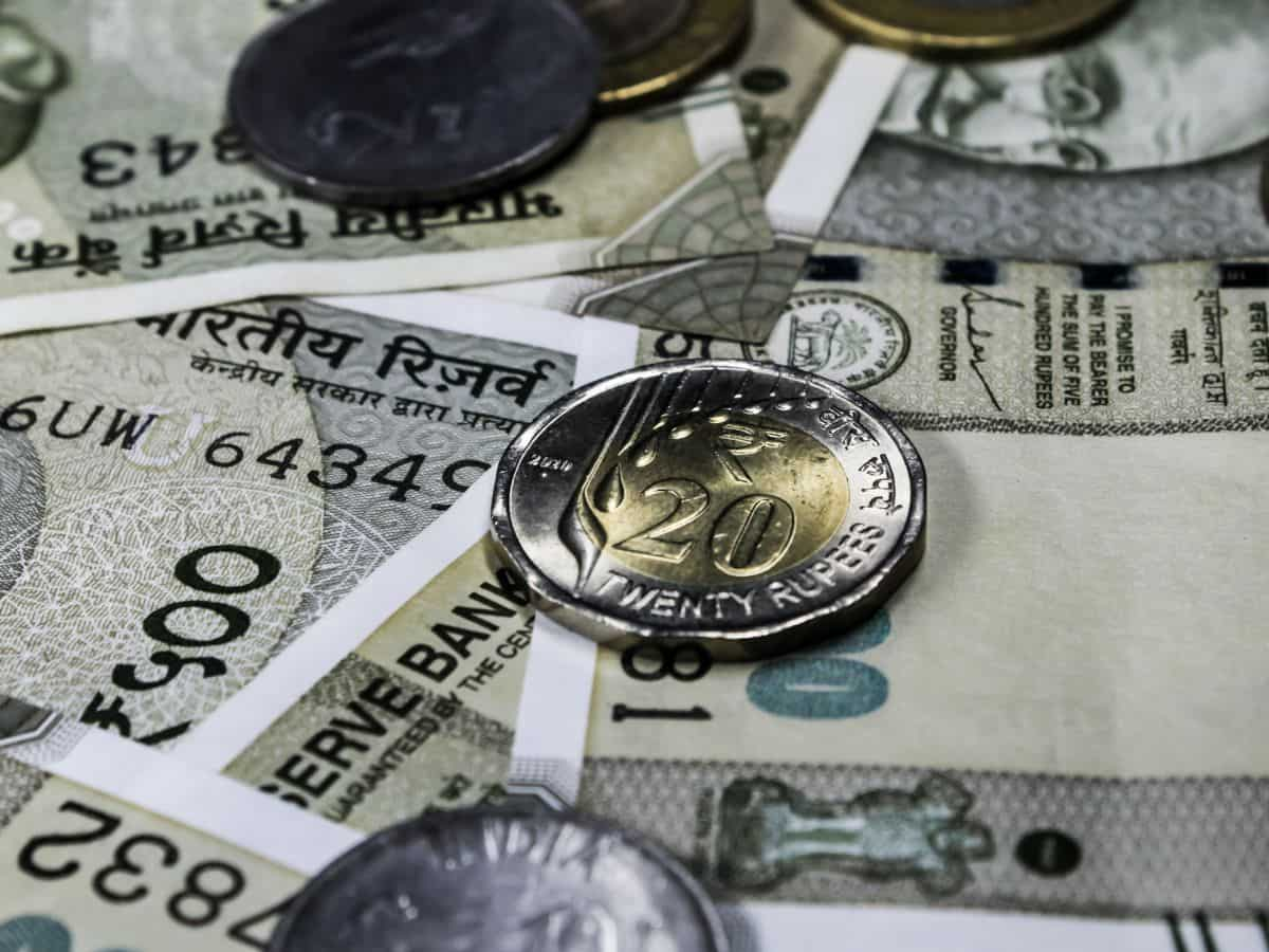 Stocks to Watch: इंट्राडे में एक्शन के लिए तैयार हैं ये 10 शेयर, नोट कर लें डीटेल्स