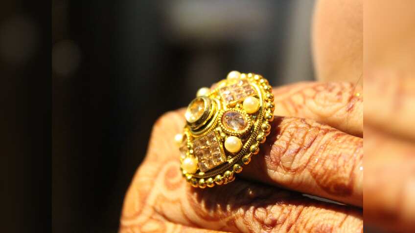 Gold Silver Price: MCX पर सोना और चांदी हुआ महंगा, कमोडिटी एक्सपर्ट ने दी ये राय