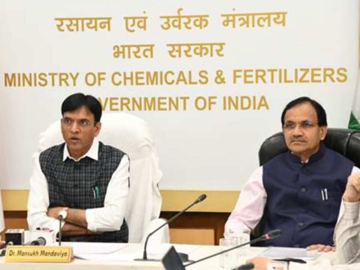 रबी सीजन में केमिकल फर्टिलाइजर का इस्तेमाल 20% घटाएं किसान, Nano Urea का इस्तेमाल बढा़एं- मांडविया