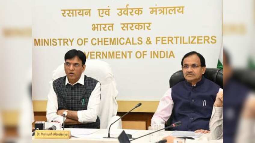 रबी सीजन में केमिकल फर्टिलाइजर का इस्तेमाल 20% घटाएं किसान, Nano Urea का इस्तेमाल बढा़एं- मांडविया