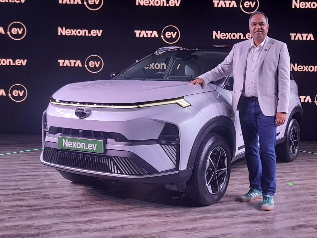 इंतजार खत्म- आ गई दमदार Tata Nexon EV Facelift 2023, जानिए ऑन रोड प्राइस, केबिन फीचर्स और माइलेज