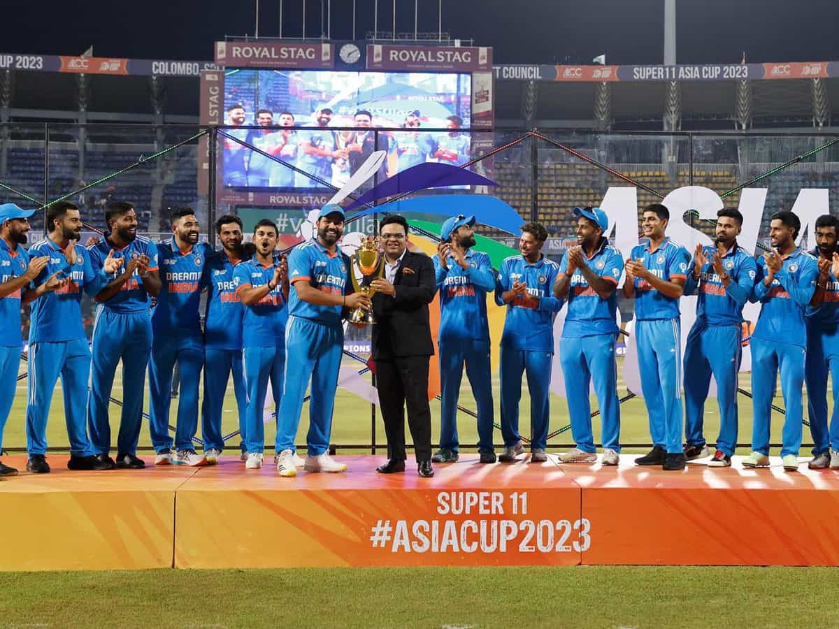 India Vs Sri Lanka , Asia Cup 2023 Highlights:खत्म हुआ ट्रॉफी का सूखा, पांच साल बाद एशिया का सरताज बना भारत, श्रीलंका को 10 विकटों से रौंदा