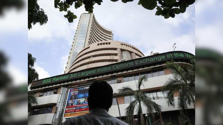 Stock Market: शेयर बाजार में जारी तेजी पर लगा ब्रेक; सेंसेक्स 67600 के नीचे बंद, Hindalco 2% फिसला